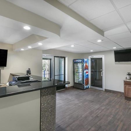 Knights Inn Bristol Levittown Ngoại thất bức ảnh