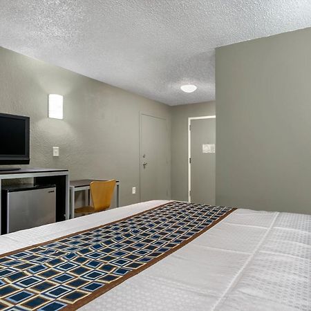 Knights Inn Bristol Levittown Ngoại thất bức ảnh